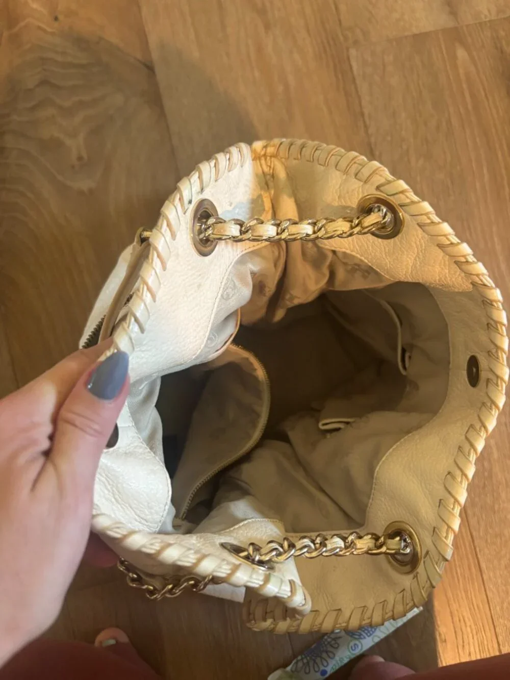 Tory Burch classic tory